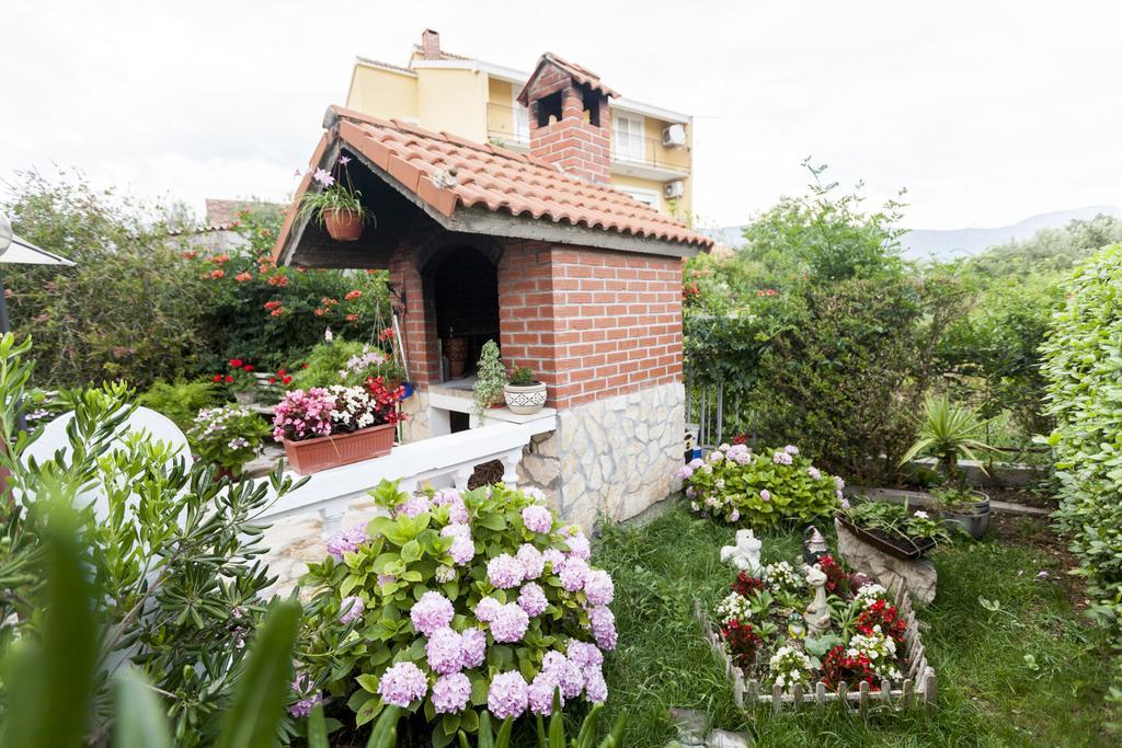 Apartment Dalmatia Kaštela Exterior foto